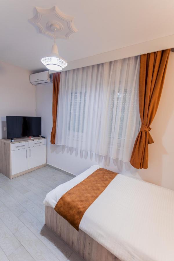 City Hotel Феризово Екстериор снимка