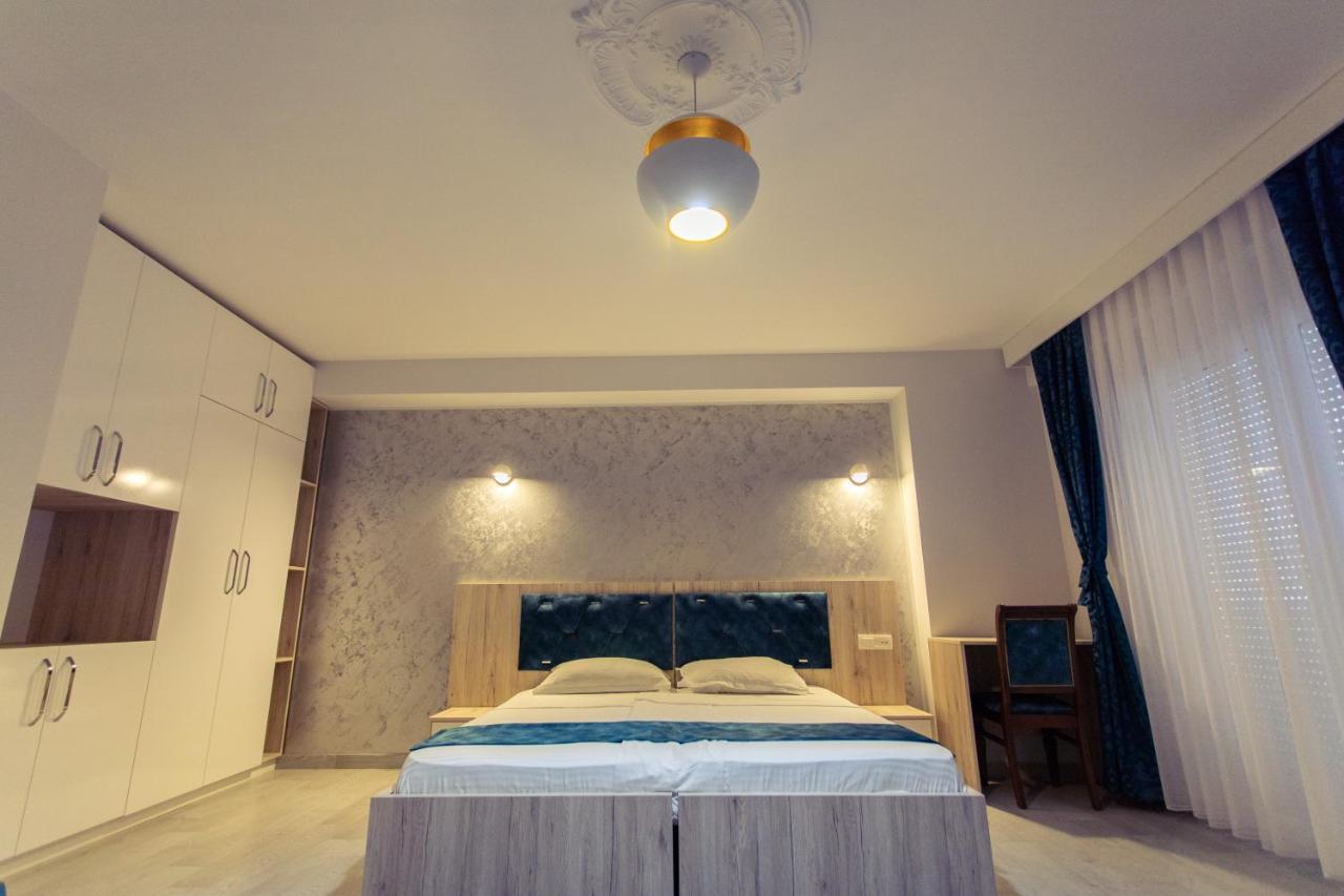City Hotel Феризово Екстериор снимка