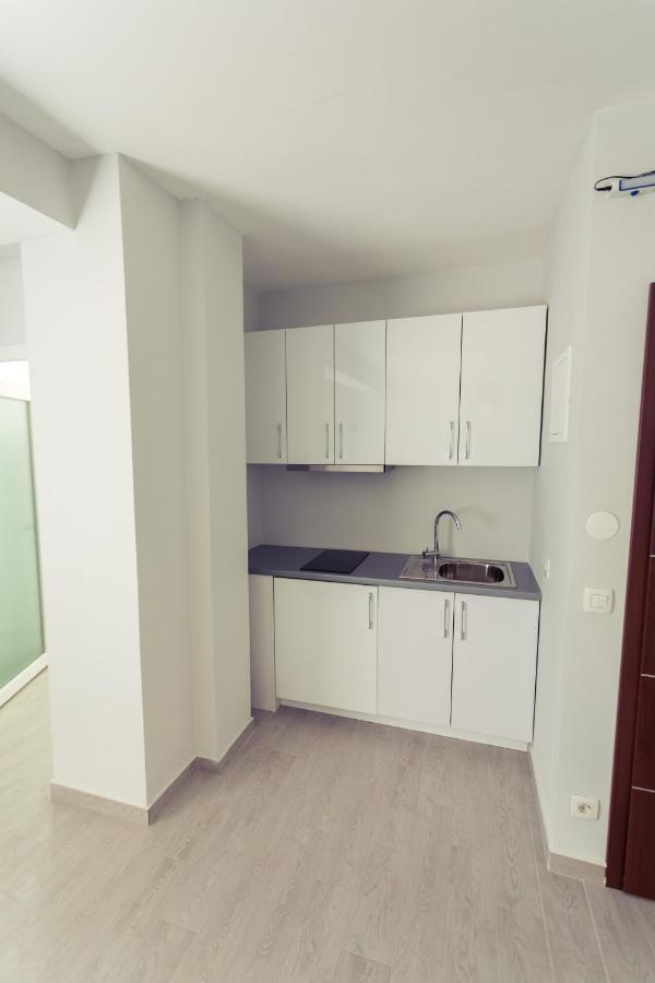 City Hotel Феризово Екстериор снимка