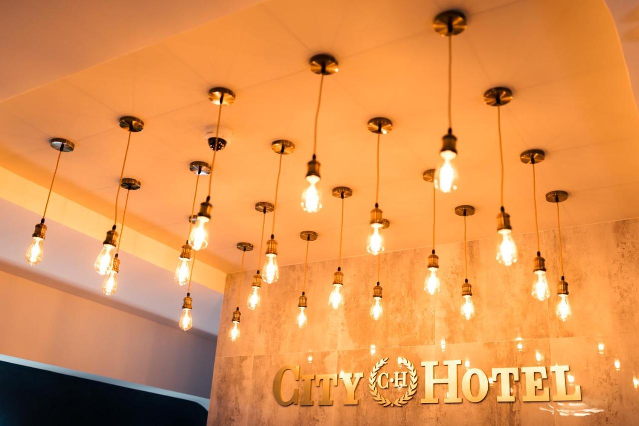 City Hotel Феризово Екстериор снимка